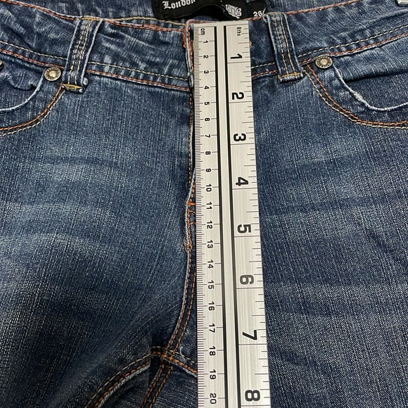 Women’s size 28 waist London bridge four-way stretch blue jeans - Picture 8 of 16